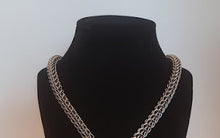 Load image into Gallery viewer, Chainmaille Necklaces